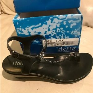 Women’s Rialto shoes